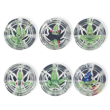 Sparkys Glass 'Leaf Guys' Ashtray